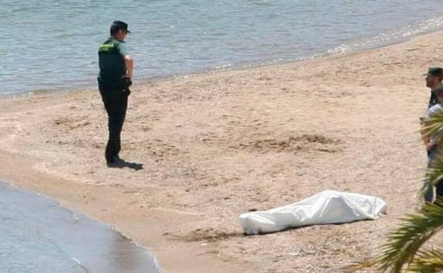 Hallan El Cuerpo Sin Vida De Una Mujer En La Playa De La Ermita De ...